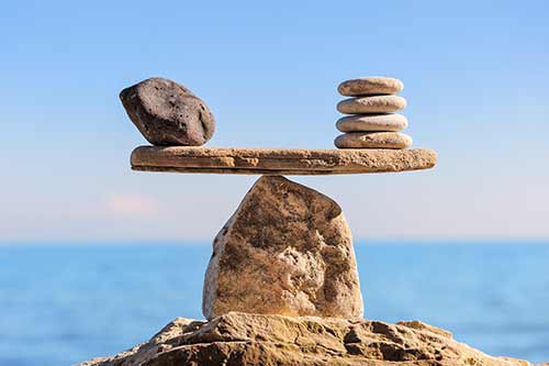 ausgewogene Balance sich in EINKLANG bringen